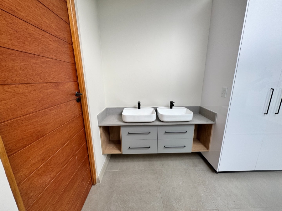 To Let 3 Bedroom Property for Rent in Helderzicht Eco Estate North West